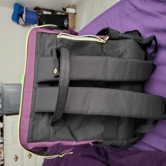 Large Backpack - Picture 4 of 5